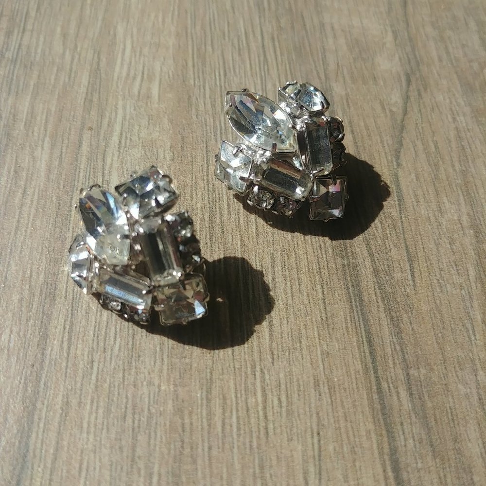 Vintage Clear Rhinestone Clip-On Earrings